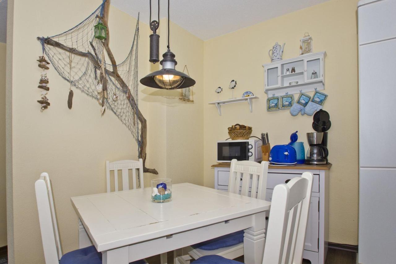 Strandnahe 2-Raum-Ferienwohnung Mit Balkon - Strandhaus Moenchgut Fewo 10 Лоббе Экстерьер фото