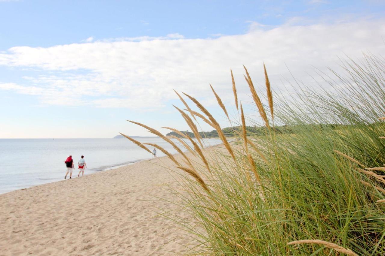 Strandnahe 2-Raum-Ferienwohnung Mit Balkon - Strandhaus Moenchgut Fewo 10 Лоббе Экстерьер фото