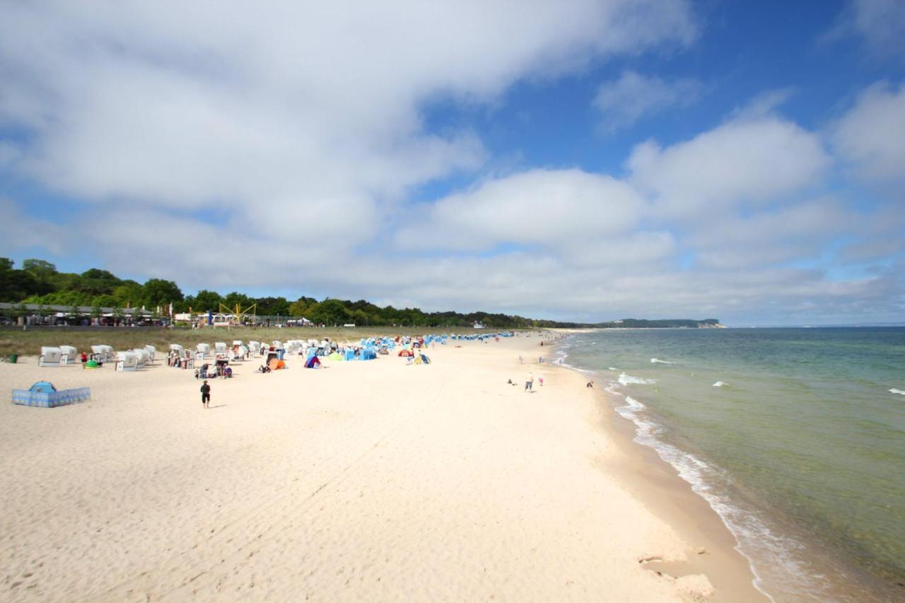 Strandnahe 2-Raum-Ferienwohnung Mit Balkon - Strandhaus Moenchgut Fewo 10 Лоббе Экстерьер фото